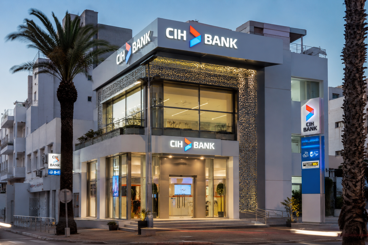 R&eacute;sultats des deux augmentations de capital de CIH Bank constat&eacute;es par le conseil d&rsquo;administration du 28 juillet 2026 : une tranche ouverte au public de 749 999 950 dirhams portant sur 2 142 857 actions nouvelles avec suppression des droits pr&eacute;f&eacute;rentiels de souscription, souscrite &agrave; hauteur de 832 912 150 dirhams soit 1,11 fois seulement, et une tranche r&eacute;serv&eacute;e aux salari&eacute;s de 249 999 960 dirhams portant sur 892 857 actions, absorb&eacute;e int&eacute;gralement reliquat compris ; les prix d&rsquo;&eacute;mission, non &eacute;nonc&eacute;s dans les communiqu&eacute;s, se reconstituent &agrave; 350 dirhams pour le public et 280 dirhams pour les salari&eacute;s, soit une d&eacute;cote de 20% ; le capital social passe de 3 560 562 400 &agrave; 3 864 133 800 dirhams et le nombre d&rsquo;actions de 35 605 624 &agrave; 38 641 338, soit une dilution de 7,86% pour les actionnaires n&rsquo;ayant pas souscrit